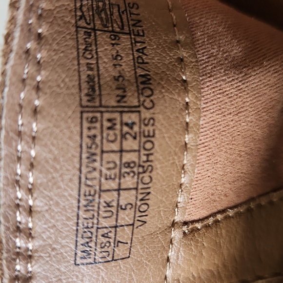 Vionic Suede booties Size 7 - Picture 10 of 12